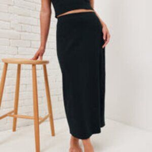 UpWest Stretch Cotton Rib Midi Skirt - PITCH BLACK / M